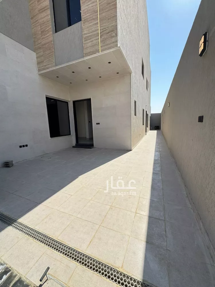 دور للبيع في شارع المحجر, حي المعيزيلة, مدينة الرياض, منطقة الرياض صورة 2