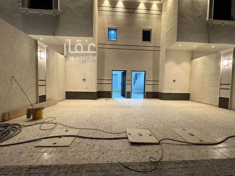 دور للبيع في شارع أحمد بن إبراهيم الأزهري, حي الرمال, مدينة الرياض, منطقة الرياض