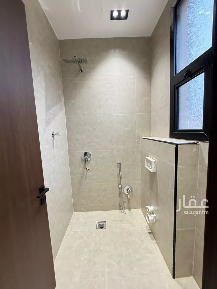 دور للبيع في شارع مطرف بن طريف, حي الرمال, مدينة الرياض, منطقة الرياض صورة 5