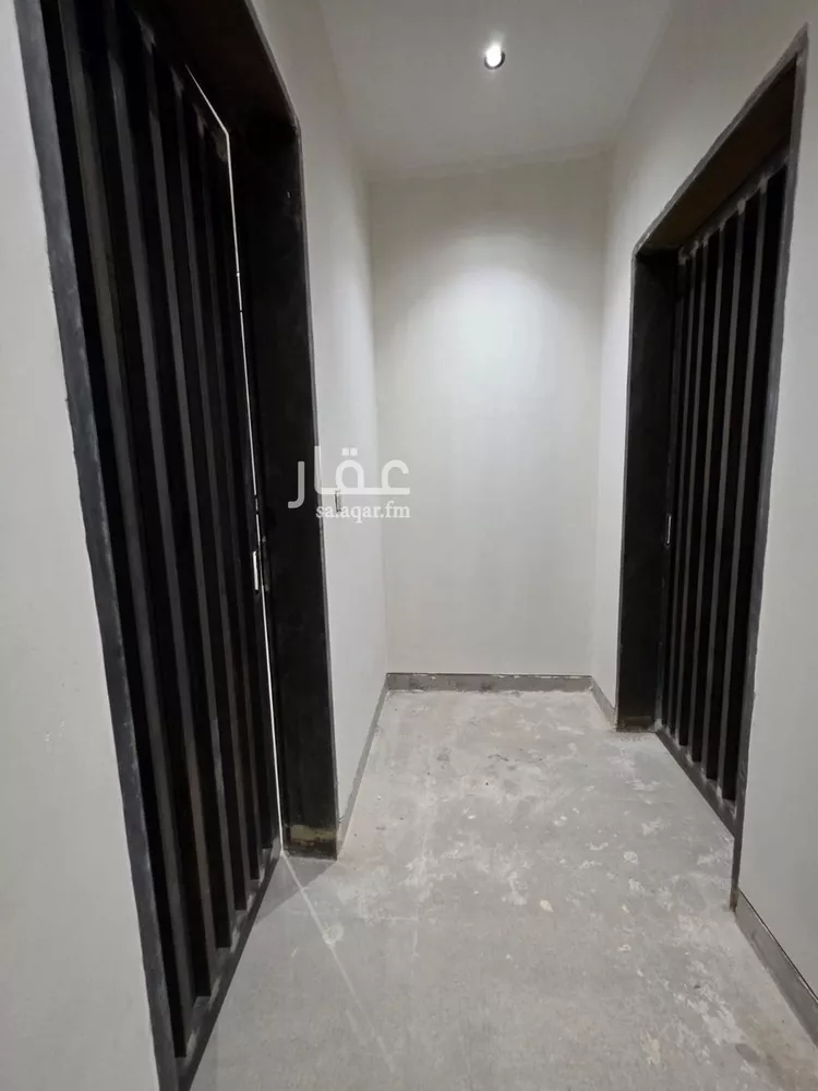 دور للبيع في شارع عامر الكناني, حي الخليج, مدينة الرياض, منطقة الرياض صورة 3