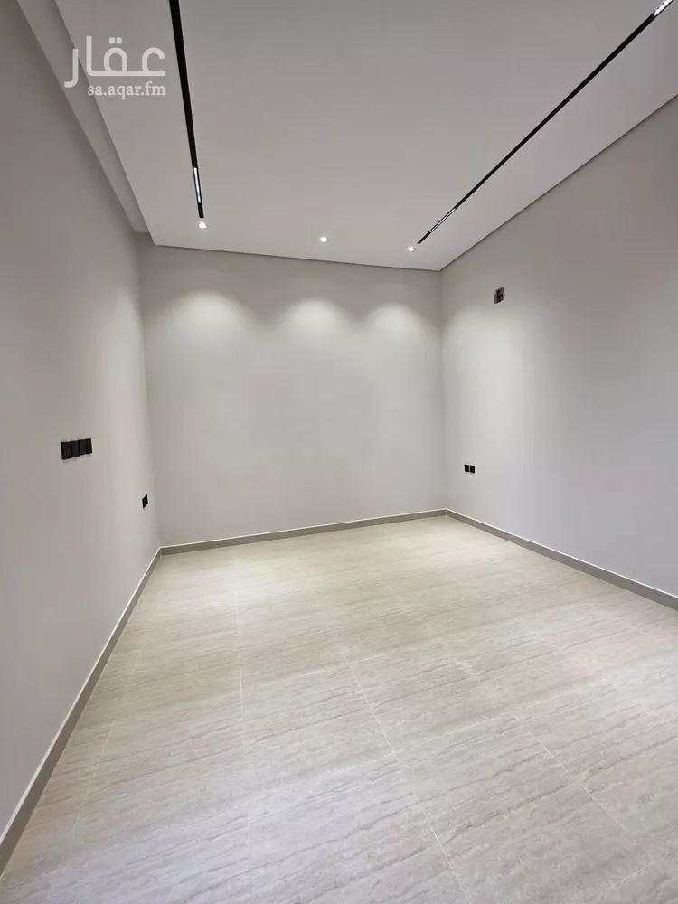 دور للبيع في شارع المنجور, حي الرمال, مدينة الرياض, منطقة الرياض صورة 4