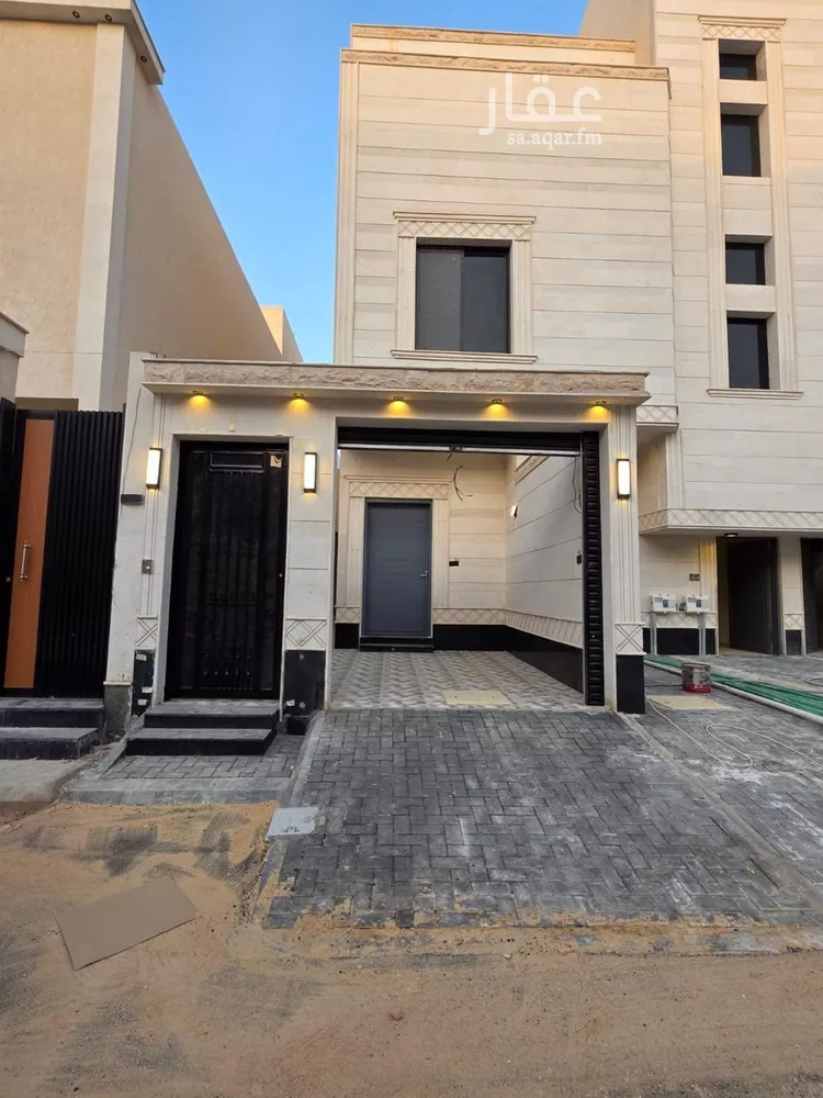 دور للبيع في شارع جبل المحاصير, حي القادسية, مدينة الرياض, منطقة الرياض