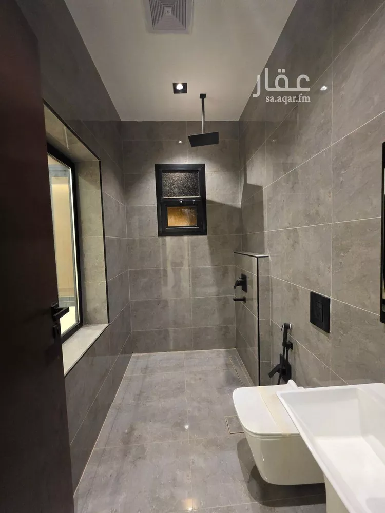 دور للبيع في شارع رقم 282, حي المونسية, مدينة الرياض, منطقة الرياض 8