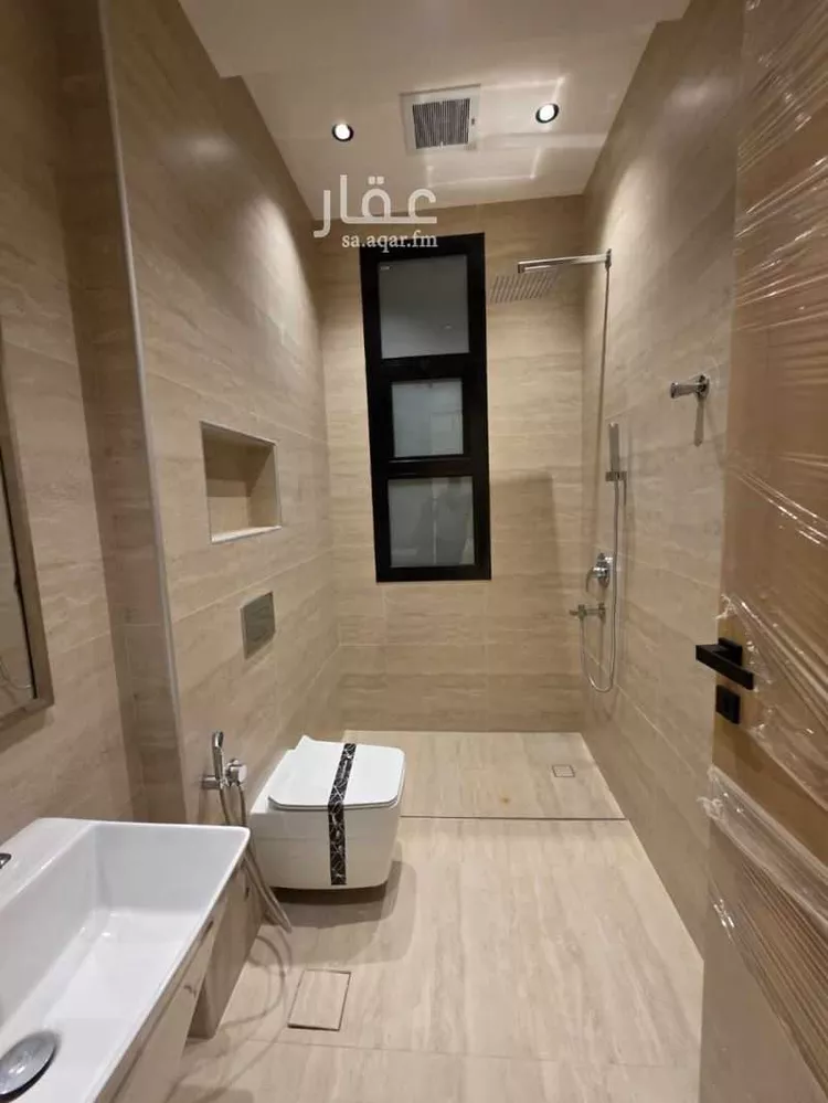 شقة للبيع في شارع عبدالله بن قيس, حي إشبيلية, مدينة الرياض, منطقة الرياض 15