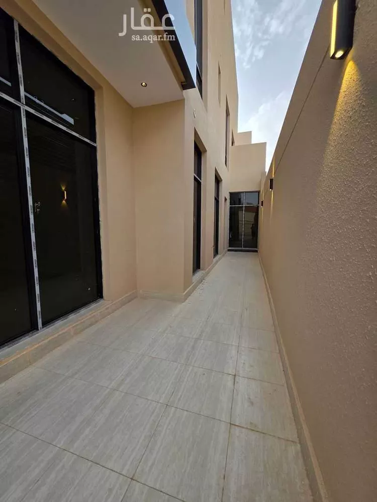 فيلا للبيع في شارع جلال الدين المحلي, حي غرناطة, مدينة الرياض, منطقة الرياض صورة 4