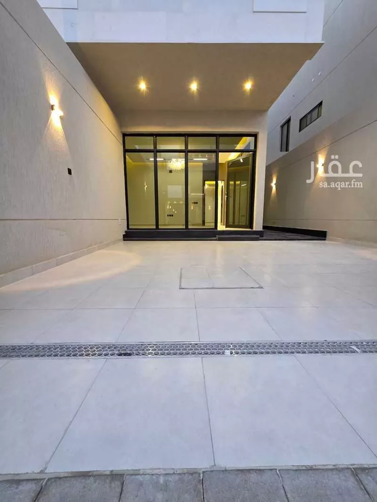دور للبيع في شارع المبرد, حي المعيزيلة, مدينة الرياض, منطقة الرياض صورة 2