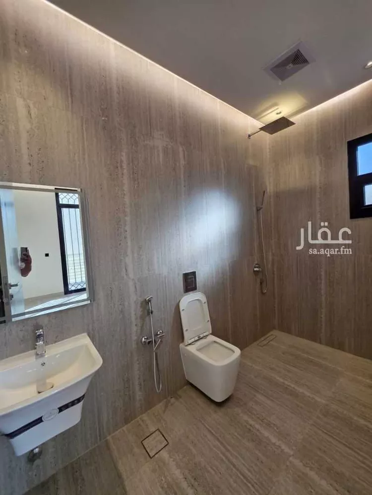 دور للبيع في شارع رقم 106, حي المونسية, مدينة الرياض, منطقة الرياض 18