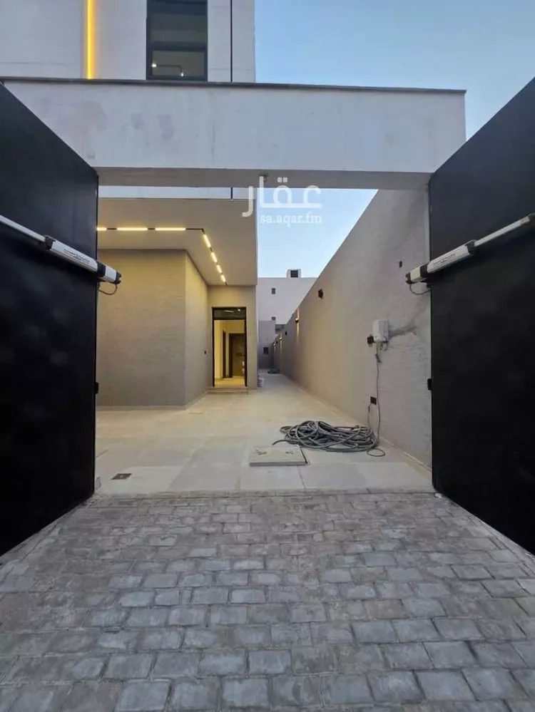 دور للبيع في شارع شمس الدين بن خلكان, حي الرمال, مدينة الرياض, منطقة الرياض