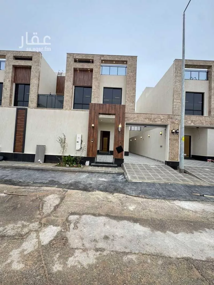 فيلا للبيع في شارع أبي الكرم العكبري, حي المونسية, مدينة الرياض, منطقة الرياض