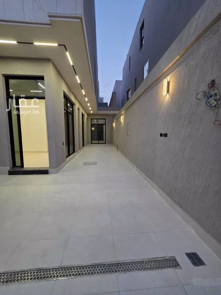 فيلا للبيع في شارع المنجور, حي المعيزيلة, مدينة الرياض, منطقة الرياض صورة 3