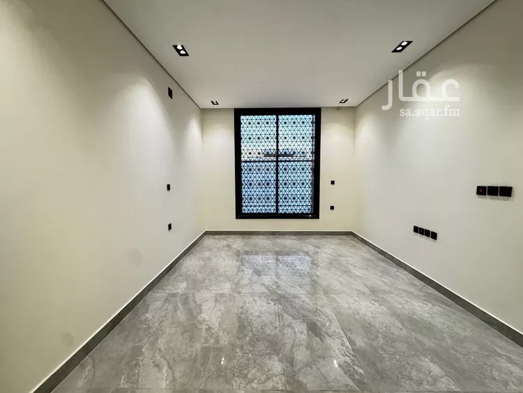 دور للبيع في شارع الكديفة, حي إشبيلية, مدينة الرياض, منطقة الرياض صورة 5
