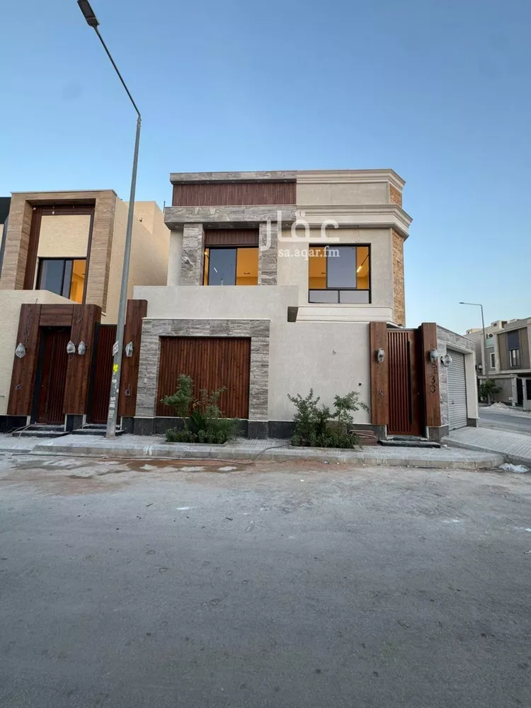 فيلا للبيع في شارع أحمد بن أصبغ, حي الرمال, مدينة الرياض, منطقة الرياض