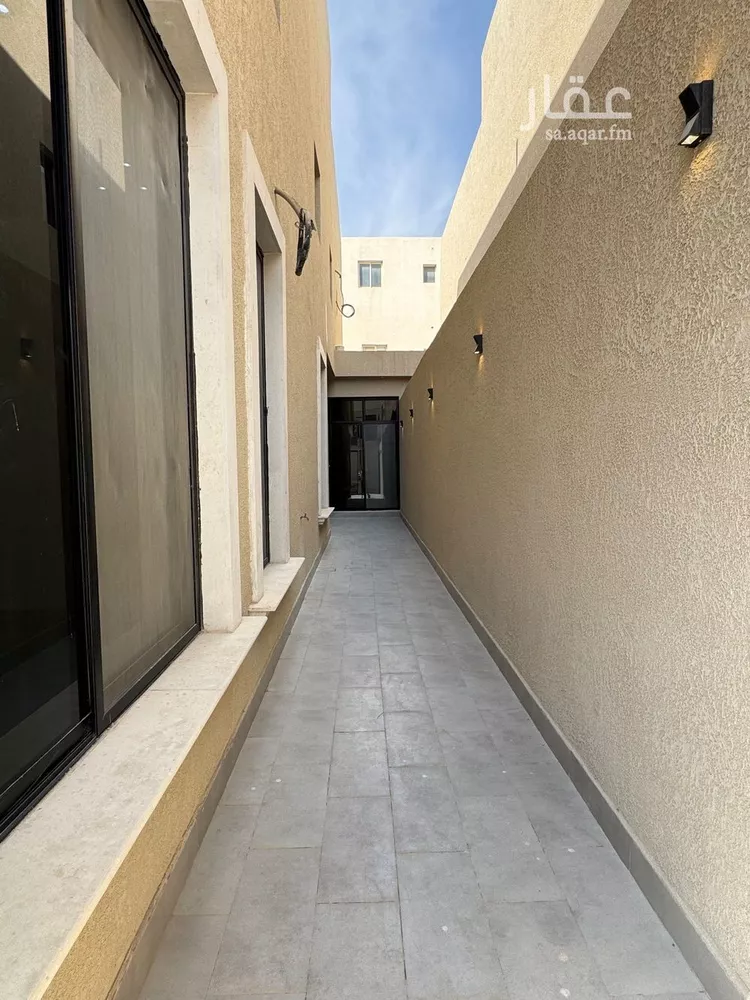 فيلا للبيع في شارع إبراهيم بن حسين, حي الرمال, مدينة الرياض, منطقة الرياض صورة 4