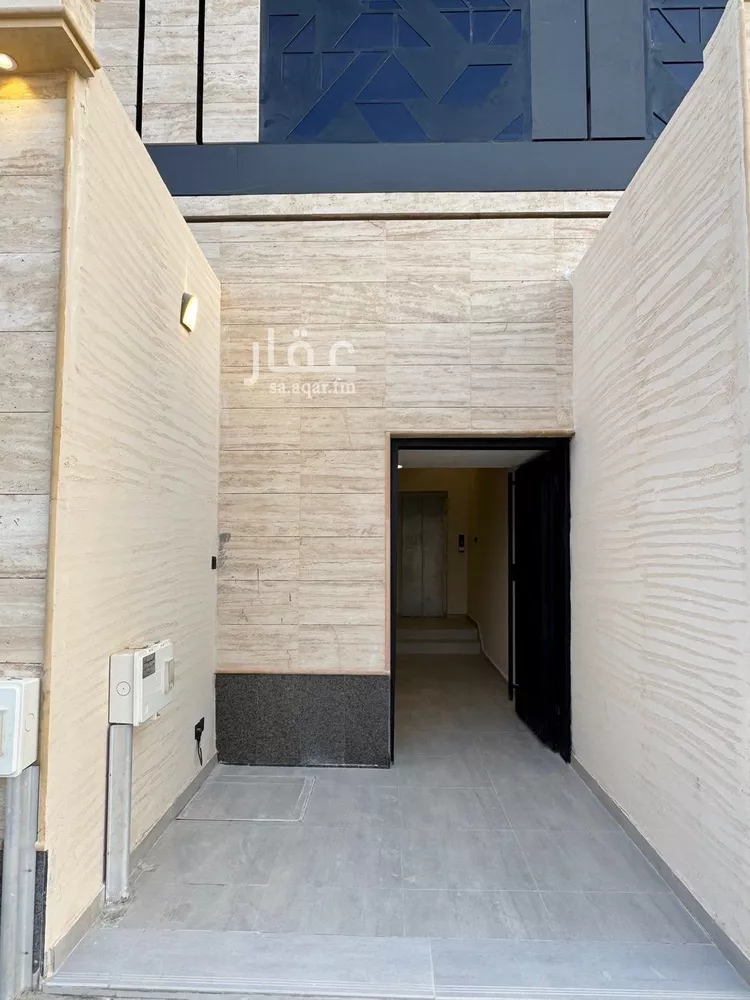 دور للبيع في شارع عثمان الرويني, حي الجنادرية, مدينة الرياض, منطقة الرياض صورة 2