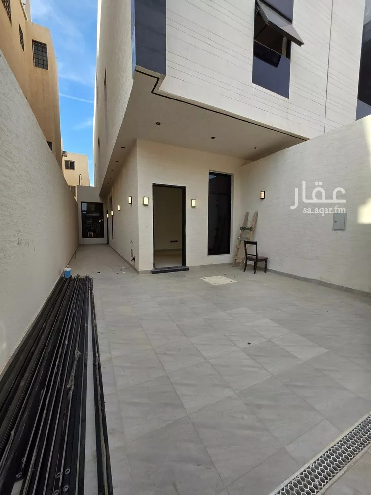 دور للبيع في شارع الأعلم النحوي, حي الرمال, مدينة الرياض, منطقة الرياض صورة 2