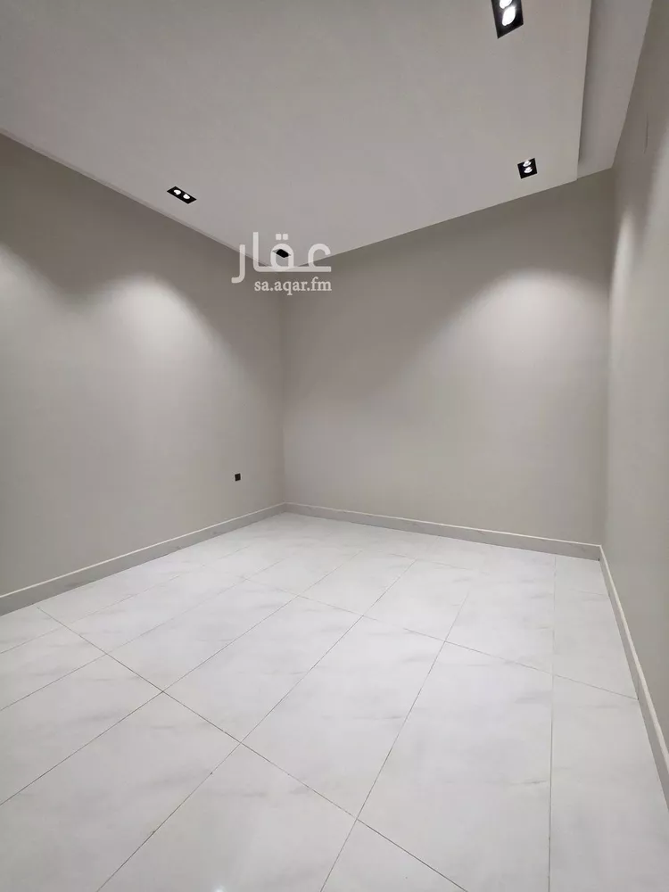 Floor for Sale in Riyadh Qurtubah 11