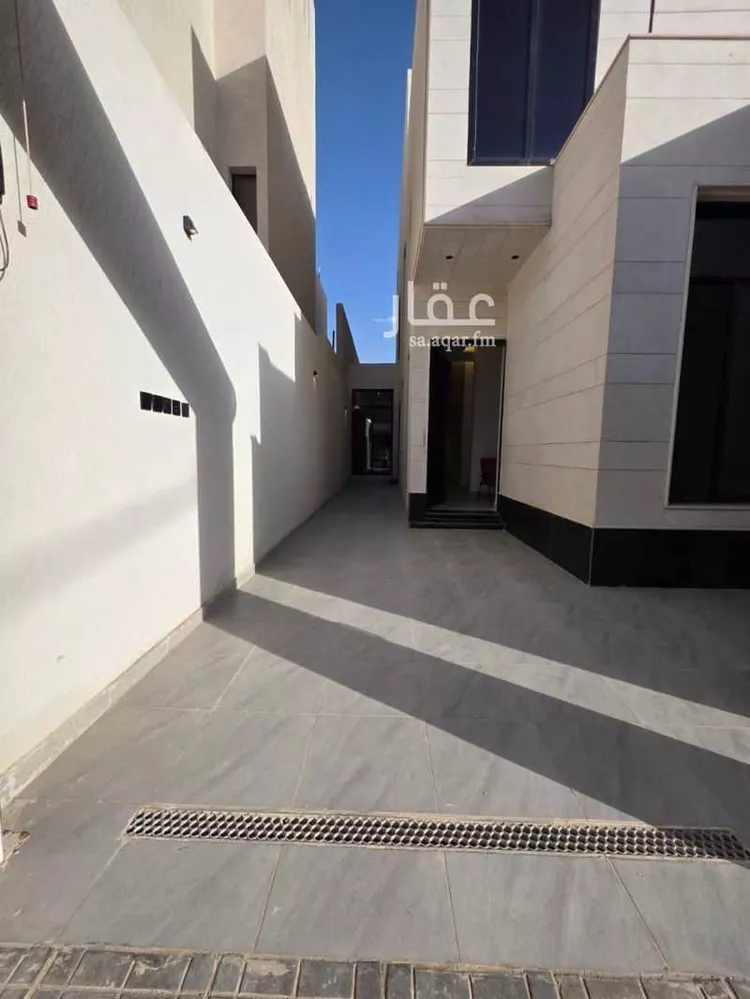 دور للبيع في شارع مغيرة, حي الرمال, مدينة الرياض, منطقة الرياض صورة 2