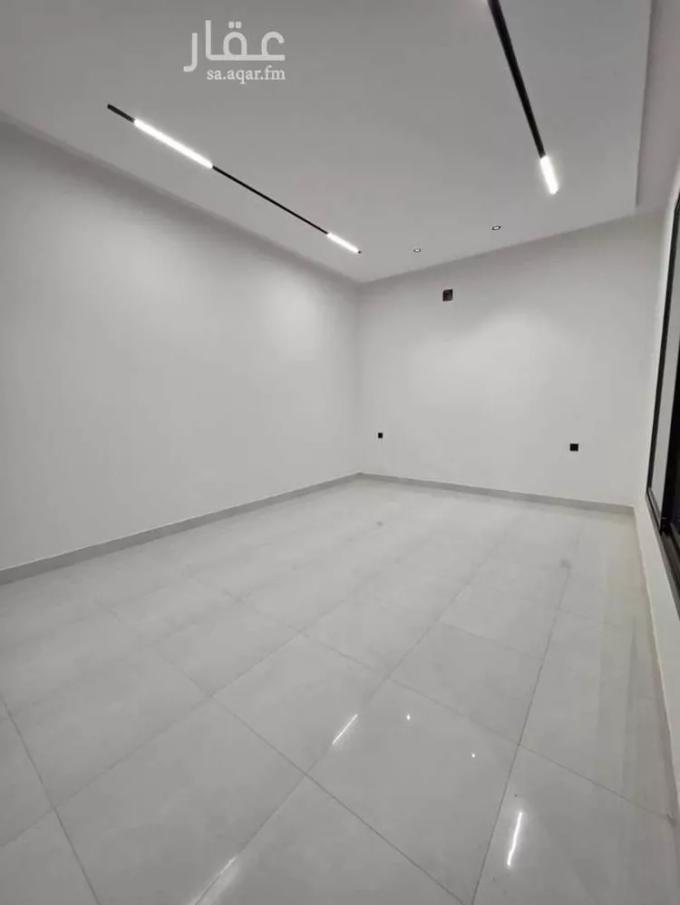 دور للبيع في شارع المحايدة, حي المعيزيلة, مدينة الرياض, منطقة الرياض صورة 3
