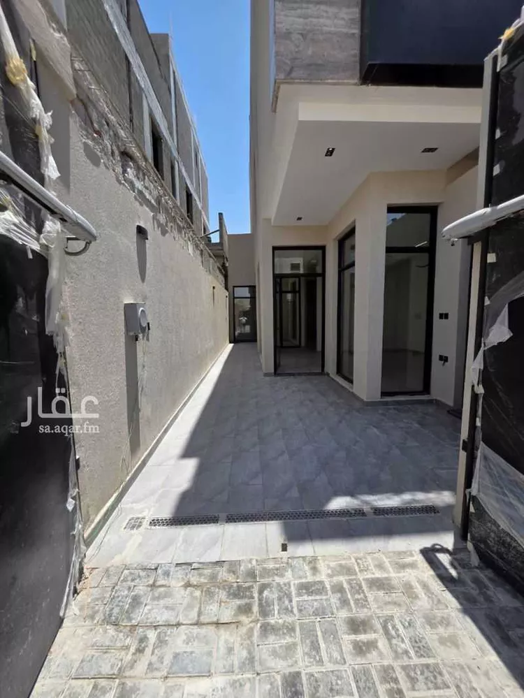 فيلا للبيع في شارع أبي طالب, حي الملك فيصل, مدينة الرياض, منطقة الرياض صورة 2