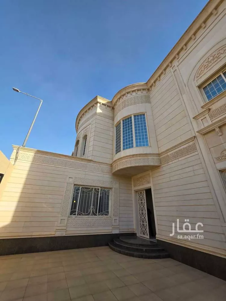 فيلا للبيع في شارع أحد, حي القادسية, مدينة الرياض, منطقة الرياض صورة 5