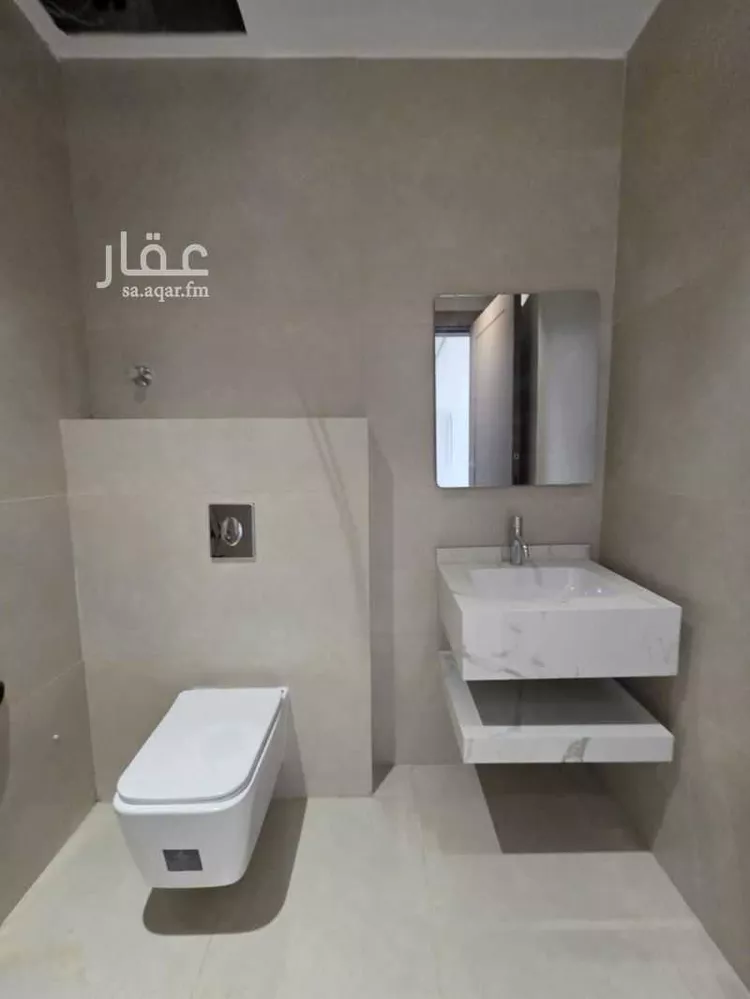 Floor for Sale in Riyadh Ar Rimal 14