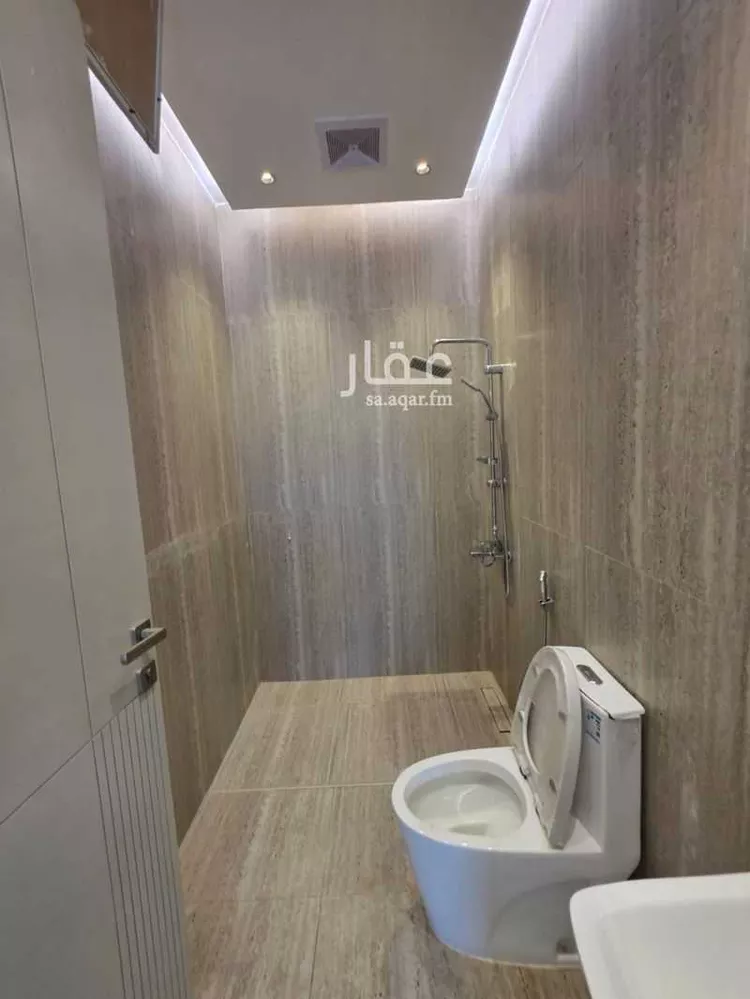 دور للبيع في شارع رقم 106, حي المونسية, مدينة الرياض, منطقة الرياض 13