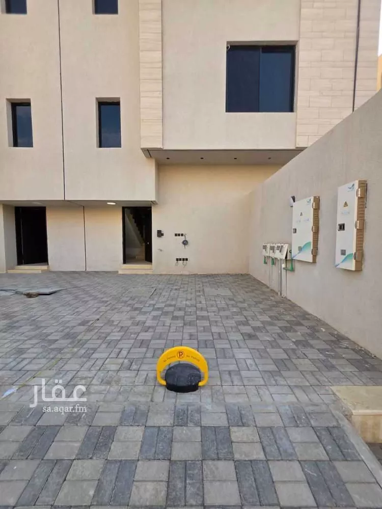 Floor for Sale in Riyadh Ar Rimal