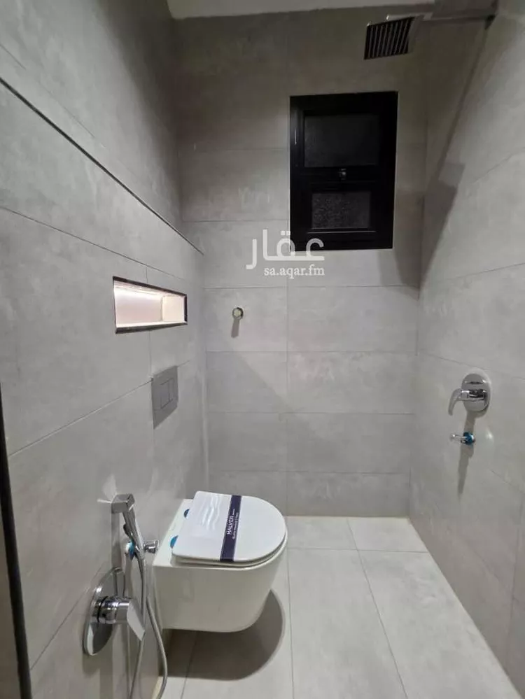 Villa for Sale in Riyadh Al Janadriyah 12