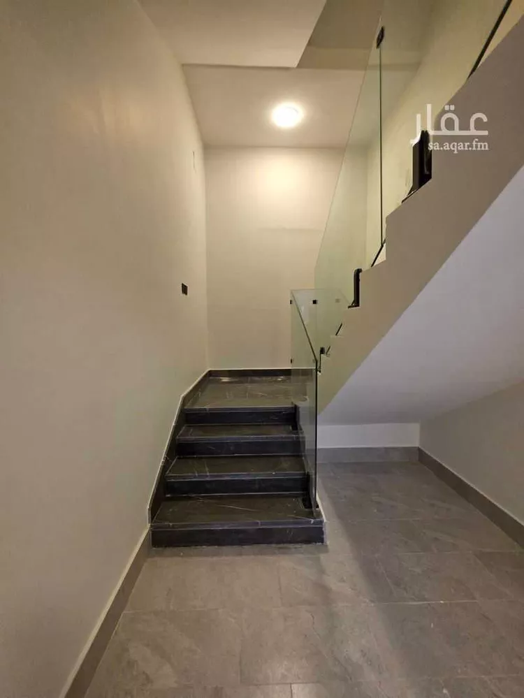 Floor for Sale in Riyadh King Faisal صورة 3