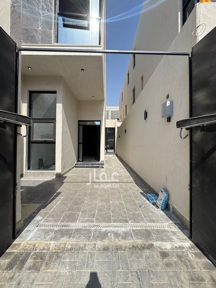 دور للبيع في شارع الصدارة, حي قرطبة, مدينة الرياض, منطقة الرياض صورة 3