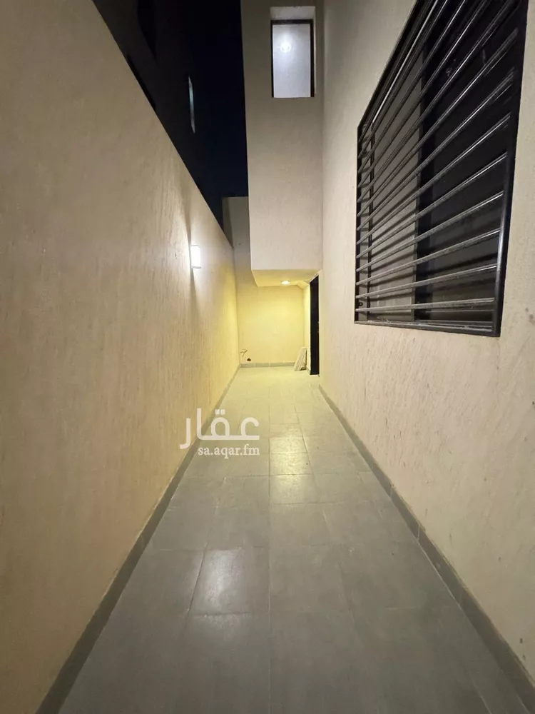 دور للبيع في شارع جبل المحاصير, حي القادسية, مدينة الرياض, منطقة الرياض صورة 2