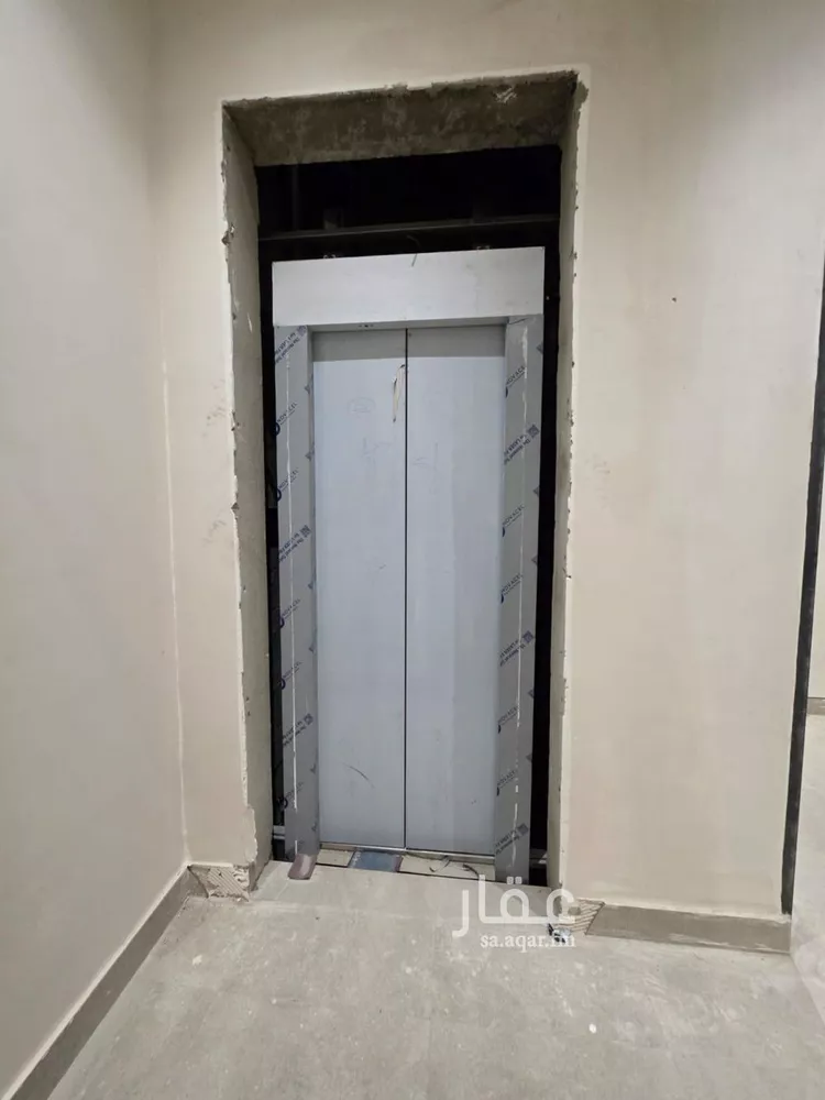 دور للبيع في شارع عاصم الكاتب, حي الملك فيصل, مدينة الرياض, منطقة الرياض صورة 2