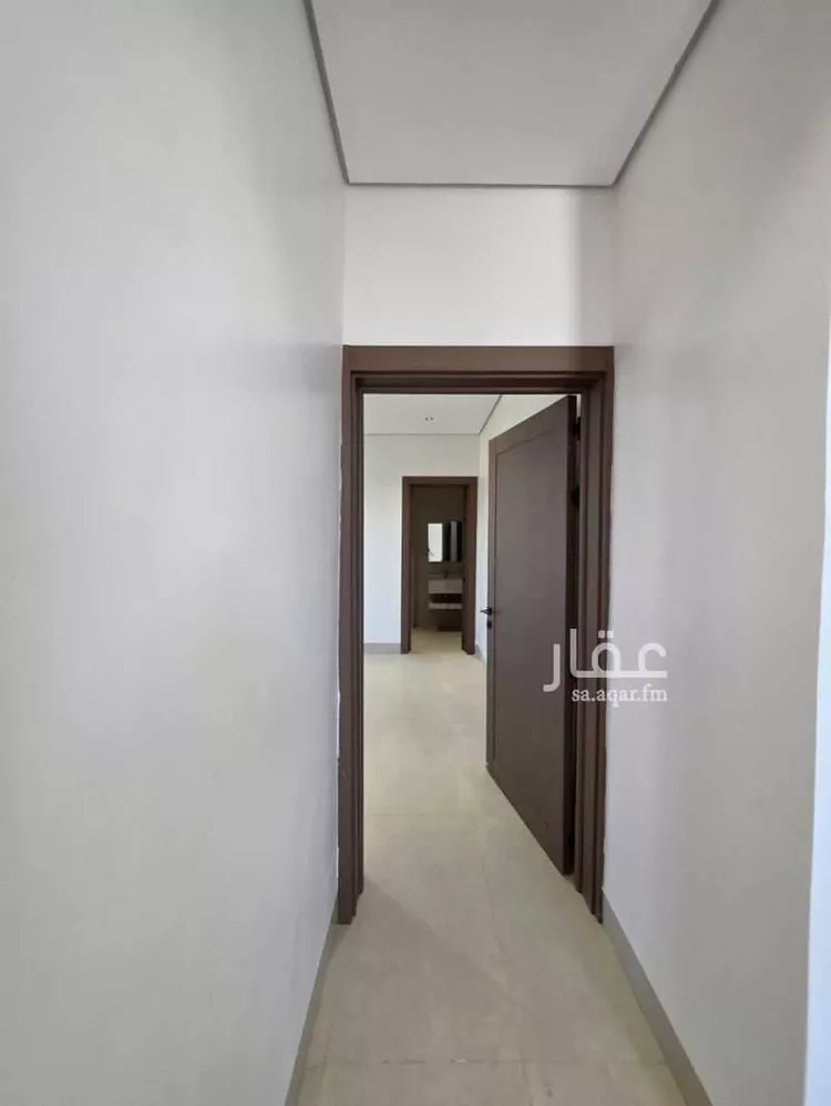 Floor for Sale in Riyadh Ar Rimal 17