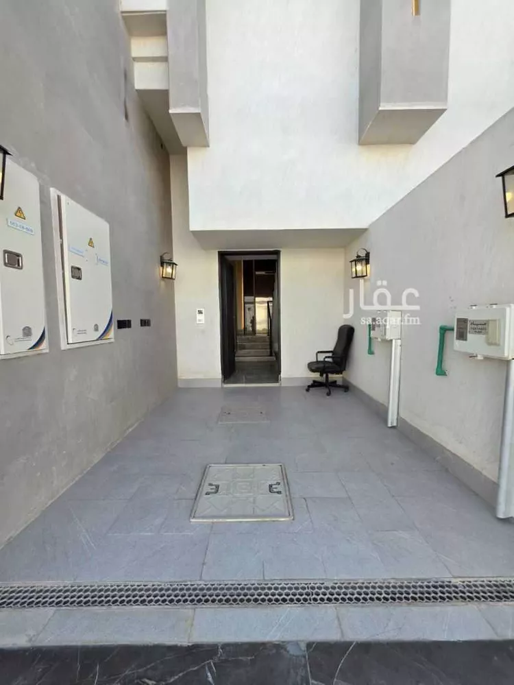 Floor for Sale in Riyadh Al Munsiyah صورة 2