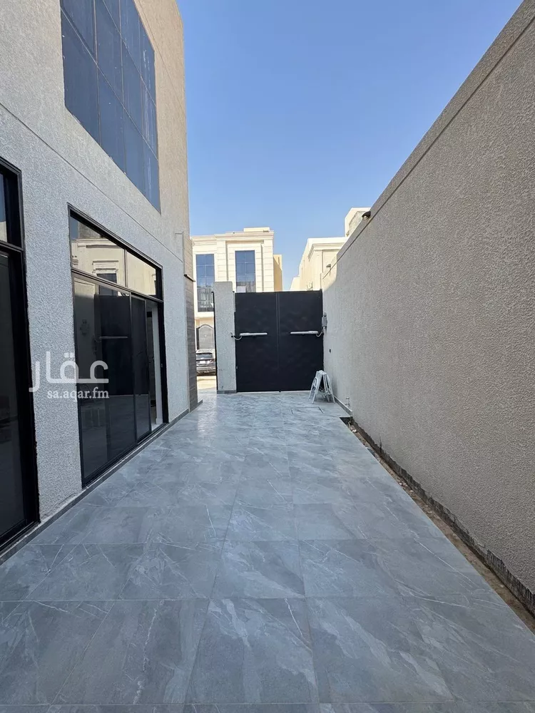 فيلا للبيع في شارع أمين الريحاني, حي المعيزيلة, مدينة الرياض, منطقة الرياض صورة 5
