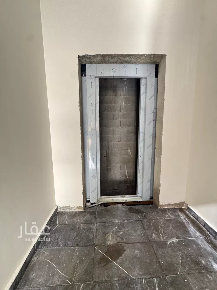 دور للبيع في شارع الدبيثي, حي الأندلس, مدينة الرياض, منطقة الرياض صورة 2