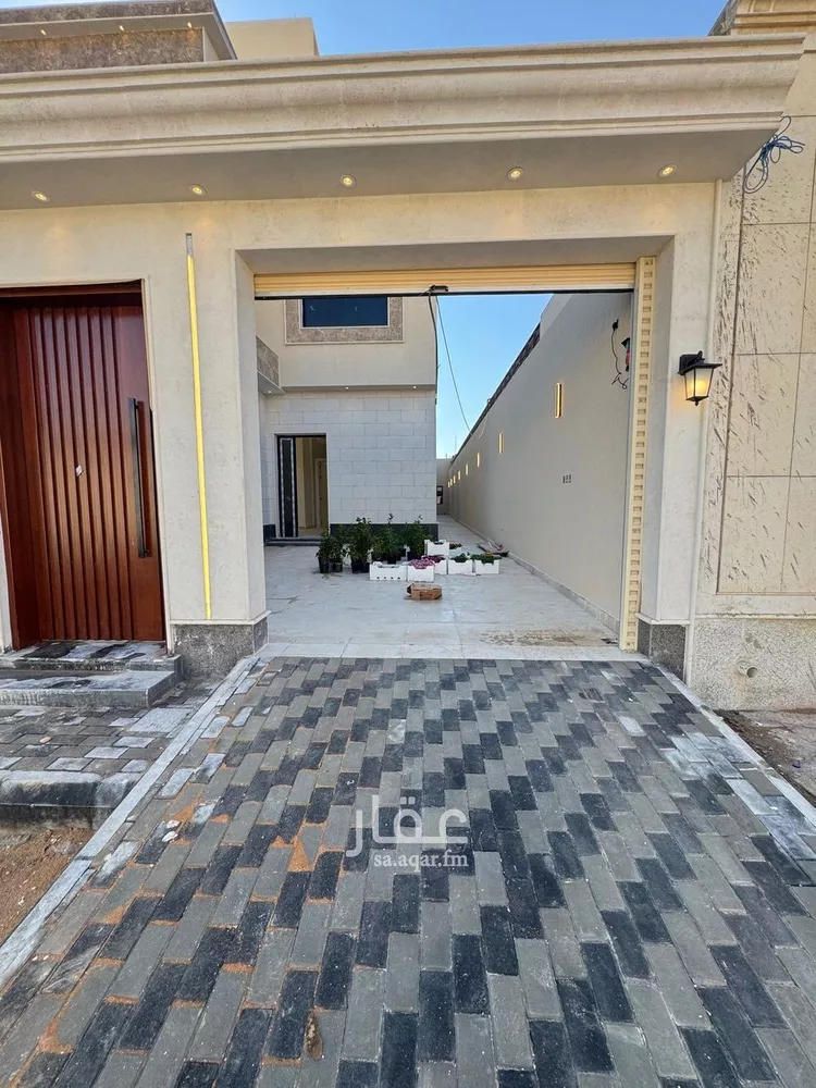 دور للبيع في شارع جبل أشاقر, حي القادسية, مدينة الرياض, منطقة الرياض صورة 2