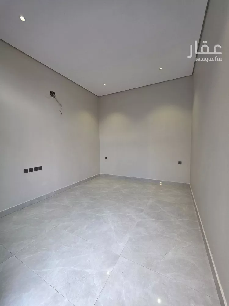 دور للبيع في شارع المحجر, حي المعيزيلة, مدينة الرياض, منطقة الرياض صورة 5