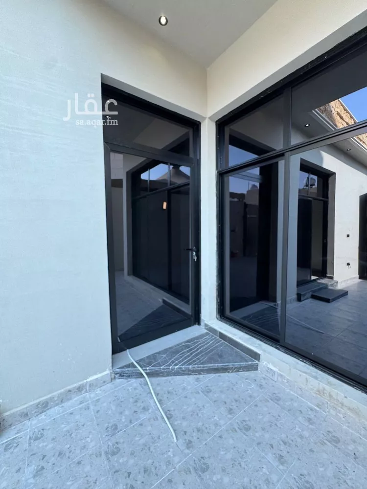 دور للبيع في شارع اتمام, حي إشبيلية, مدينة الرياض, منطقة الرياض صورة 5