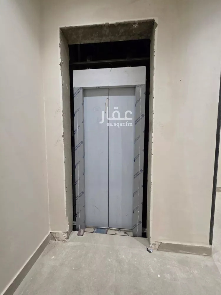 دور للبيع في شارع عاصم الكاتب, حي الملك فيصل, مدينة الرياض, منطقة الرياض صورة 2