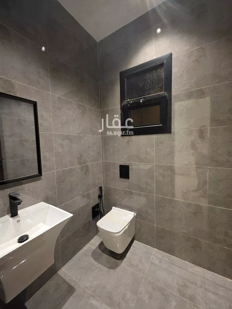 دور للبيع في شارع رقم 282, حي المونسية, مدينة الرياض, منطقة الرياض 11