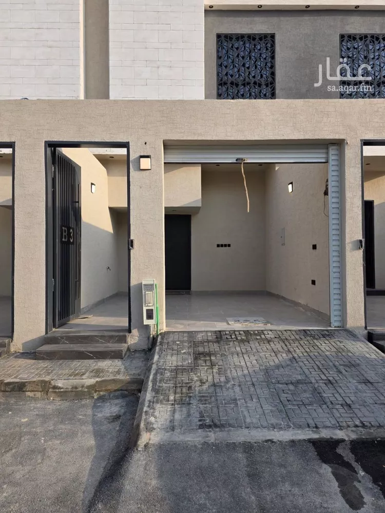 Floor for Sale in Riyadh Al Khaleej