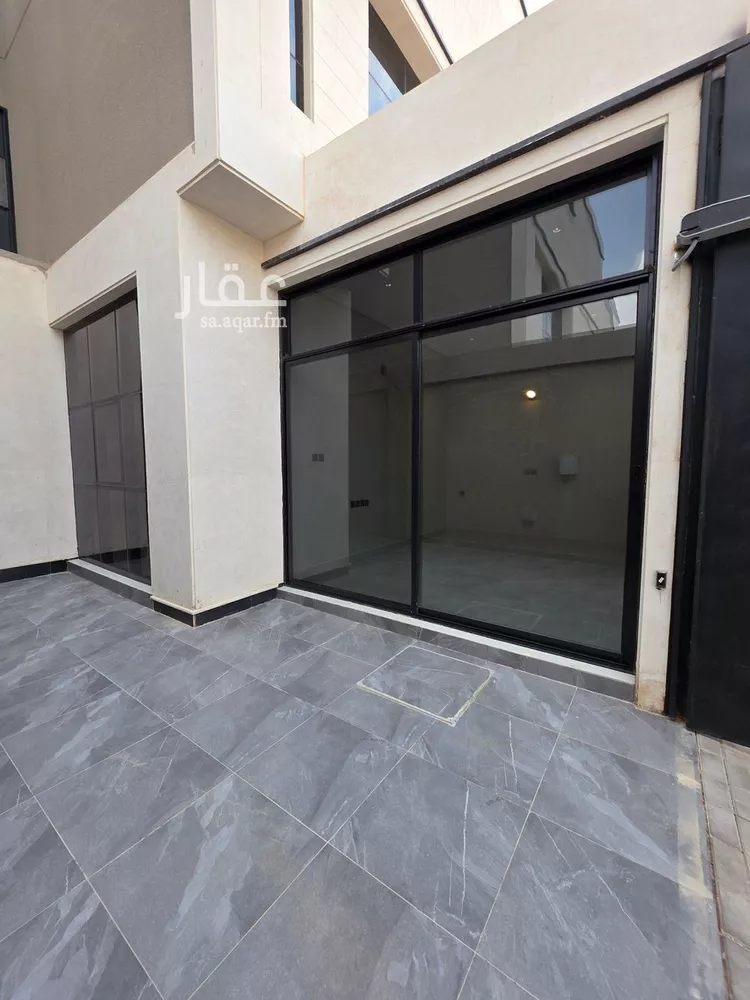 دور للبيع في شارع المحجر, حي المعيزيلة, مدينة الرياض, منطقة الرياض صورة 3