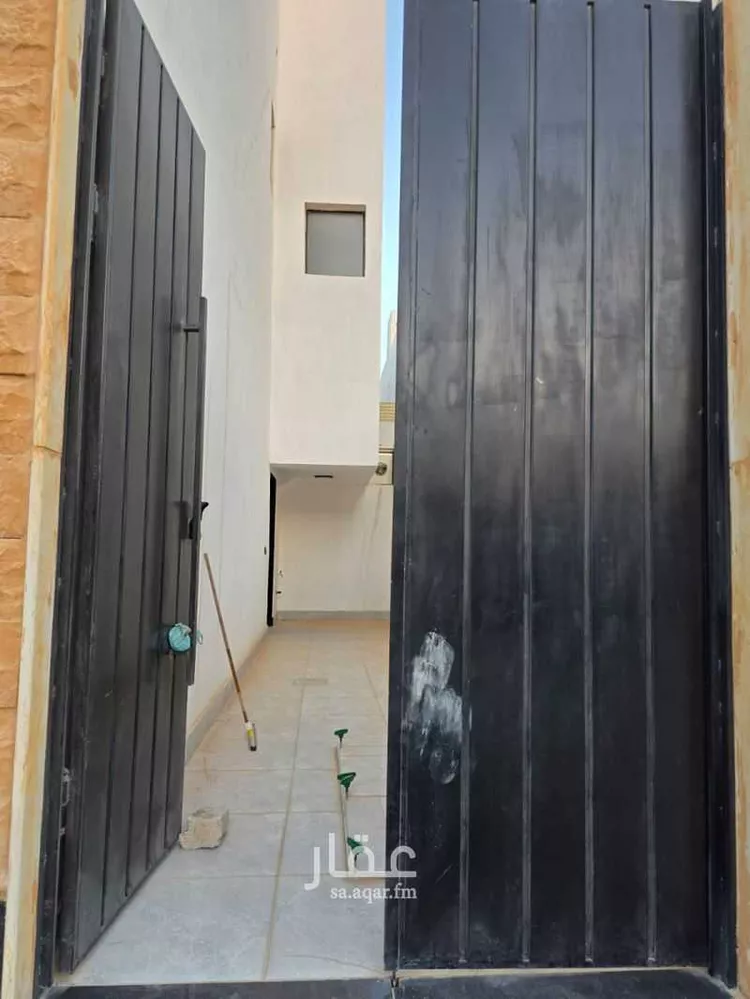 شقة للبيع في شارع الرياحين, حي المعيزيلة, مدينة الرياض, منطقة الرياض صورة 2