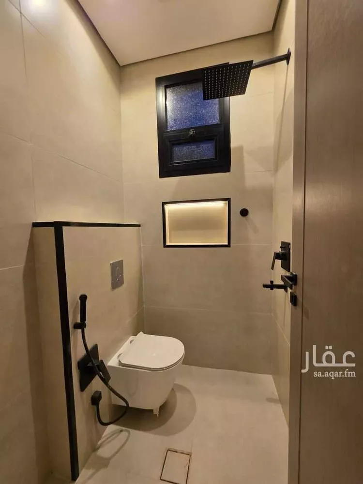 فيلا للبيع في شارع رباح بن عبدالله, حي الروضة, مدينة الرياض, منطقة الرياض 8