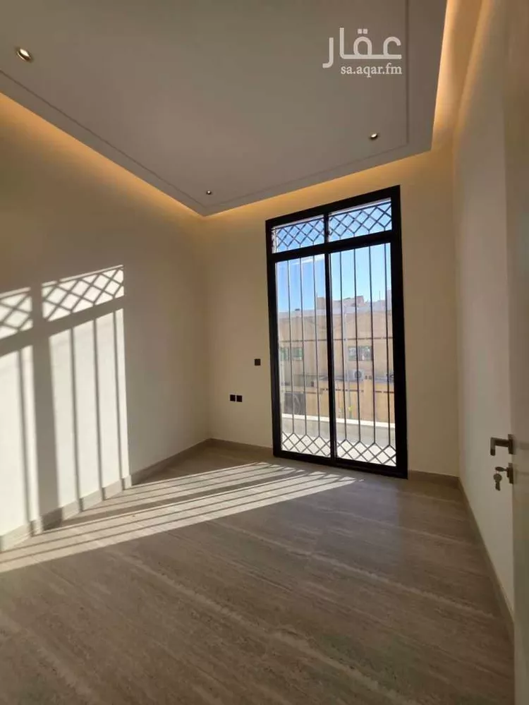 دور للبيع في شارع رقم 106, حي المونسية, مدينة الرياض, منطقة الرياض 16