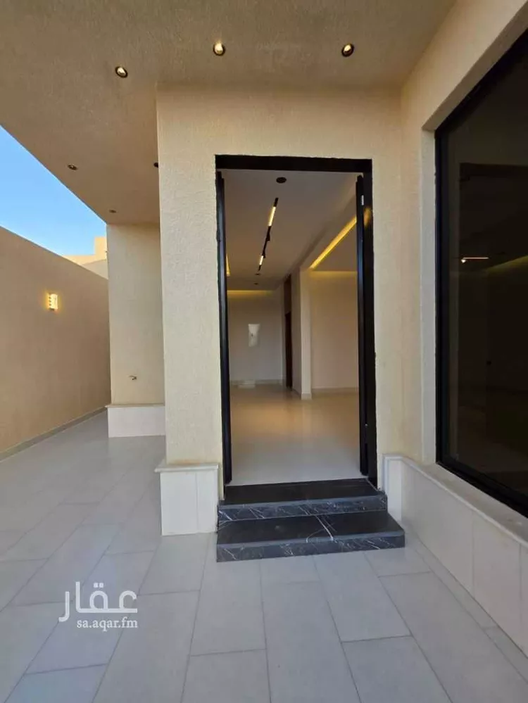 فيلا للبيع في شارع جبل المدار, حي القادسية, مدينة الرياض, منطقة الرياض صورة 3