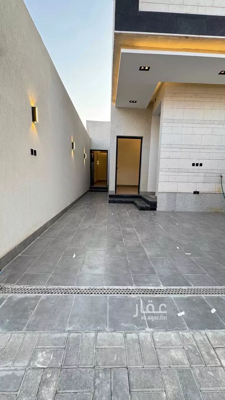 Floor for Sale in Riyadh Al Munsiyah صورة 2