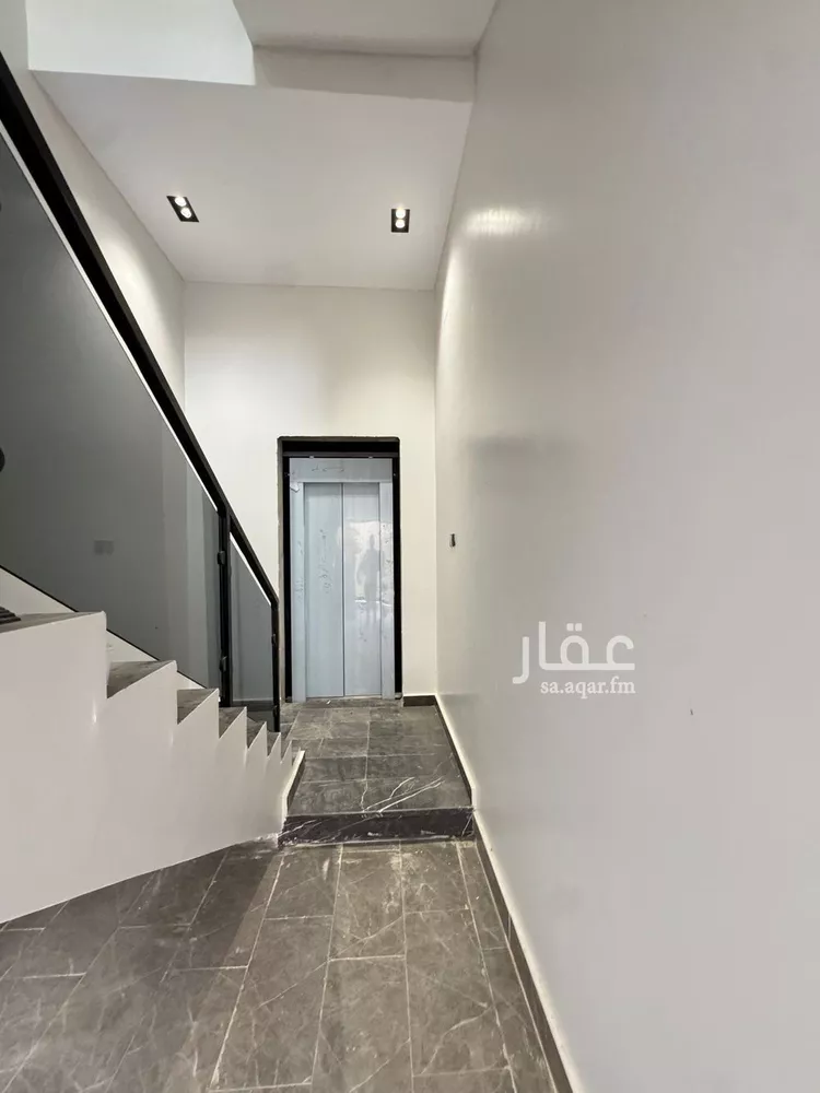 دور للبيع في شارع الصالحي, حي قرطبة, مدينة الرياض, منطقة الرياض صورة 2