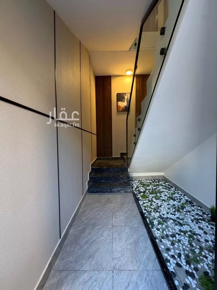 دور للبيع في شارع رقم 322, حي المونسية, مدينة الرياض, منطقة الرياض صورة 3